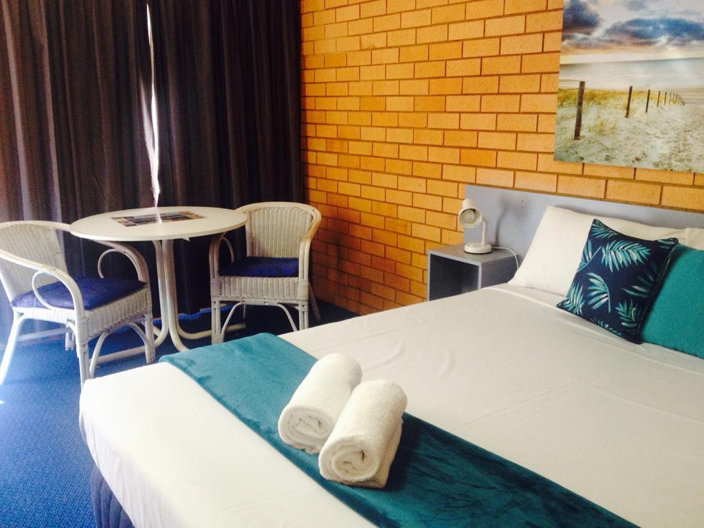 Bosuns Inn Motel Coffs Harbour Bagian luar foto