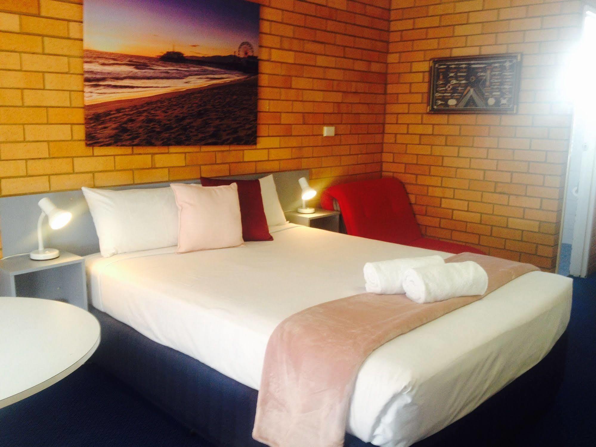 Bosuns Inn Motel Coffs Harbour Bagian luar foto