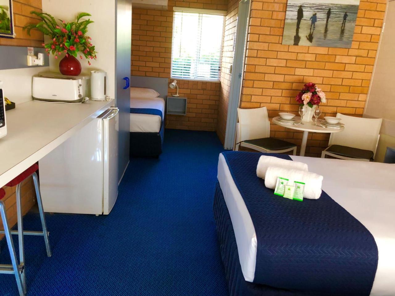 Bosuns Inn Motel Coffs Harbour Bagian luar foto